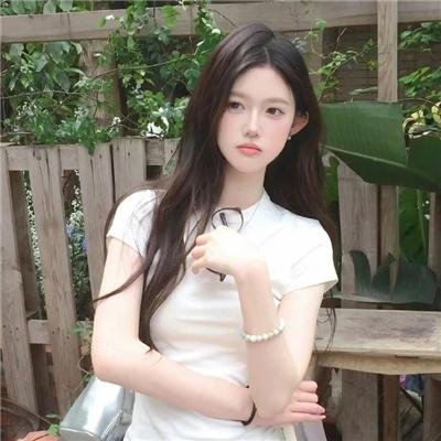 一周的偶像 海报